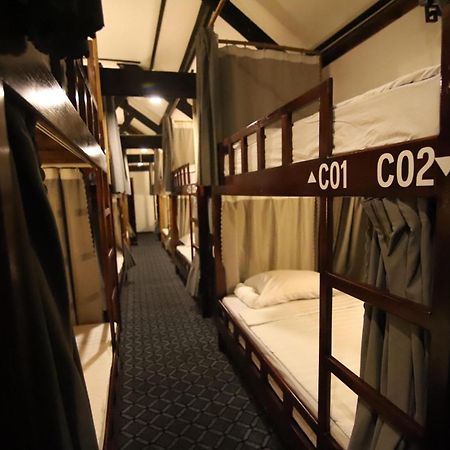Chanthavong Hostel 琅勃拉邦 外观 照片