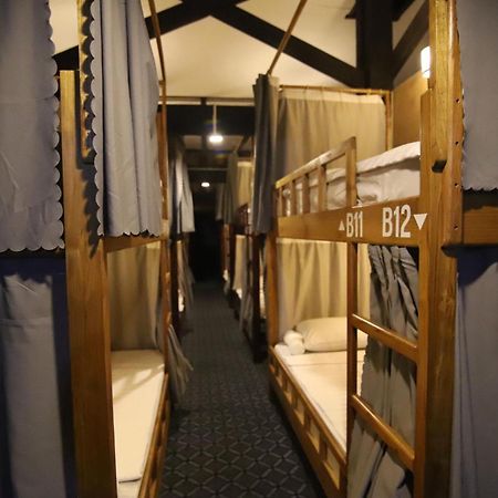 Chanthavong Hostel 琅勃拉邦 外观 照片