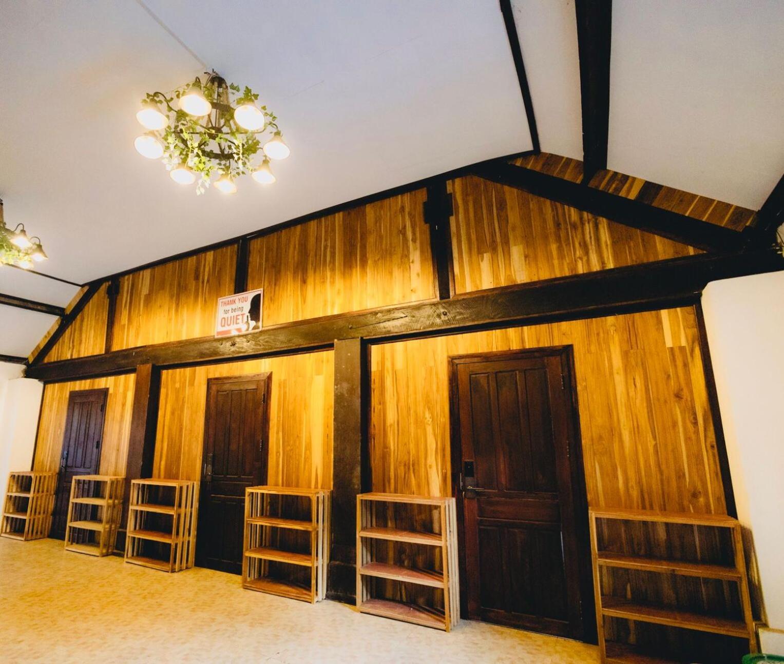 Chanthavong Hostel 琅勃拉邦 外观 照片