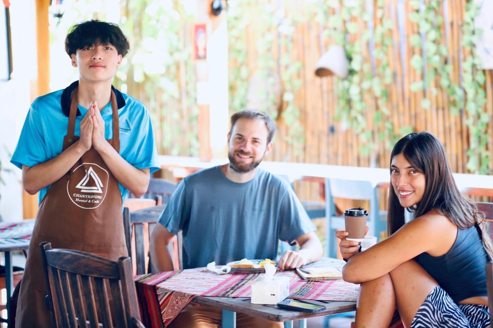 Chanthavong Hostel 琅勃拉邦 外观 照片