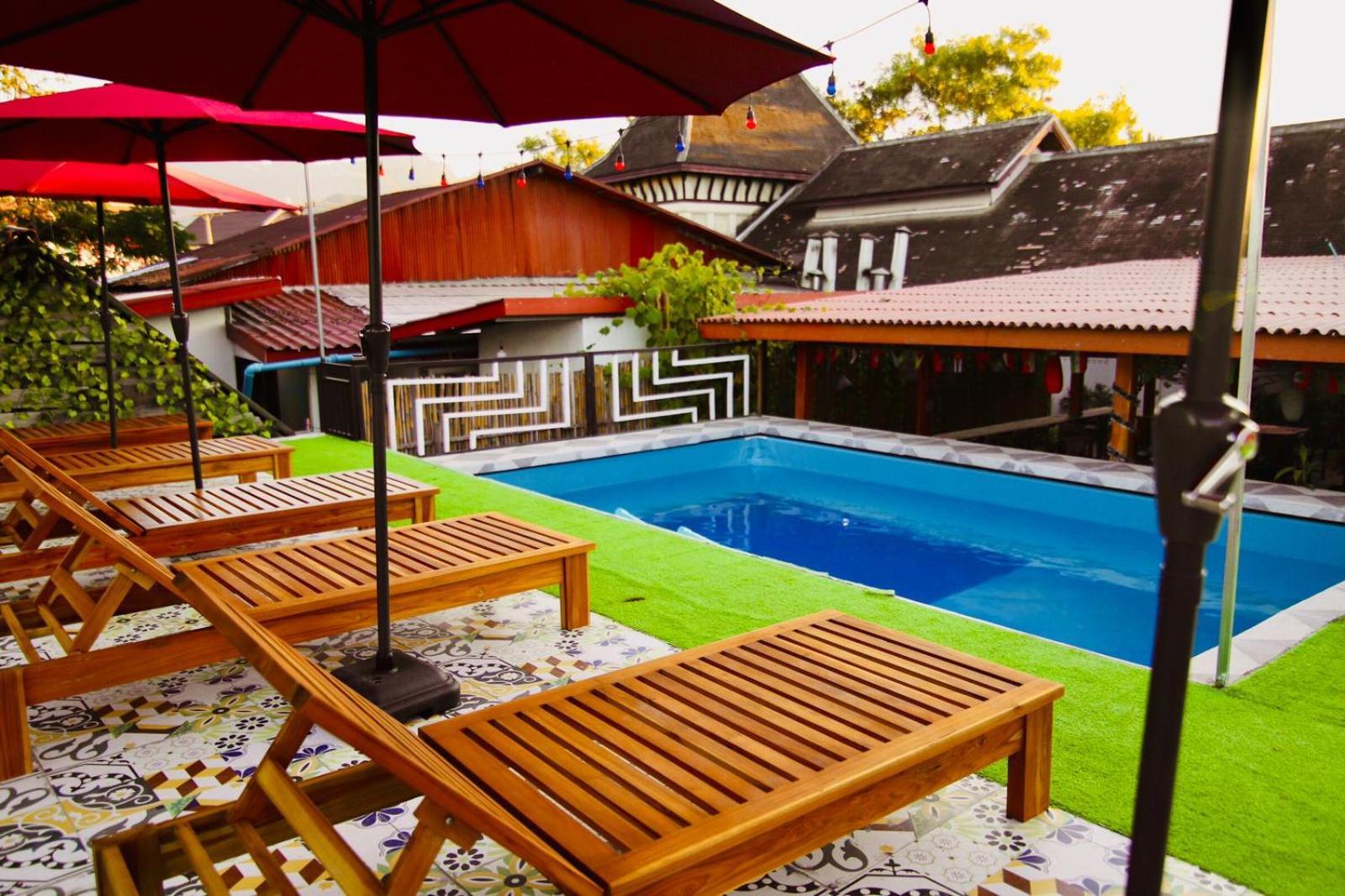 Chanthavong Hostel 琅勃拉邦 外观 照片